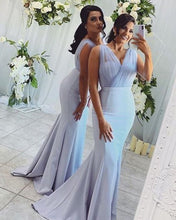 Load image into Gallery viewer, Light Blue Mermaid Bridesmaid Dress V-Neck 2022 Sexy Sleeveless Maid Of Honor Dress Pleats Backless For Women Robe De Soirée